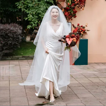 Облечи булката 2022 Просто сватбена рокля от сатен с цвят на слонова кост 