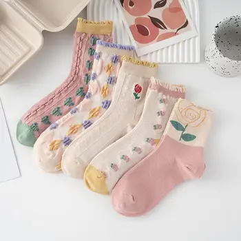 Дамски чорапи в стил ретро с обемни релефни цветя, в средната част на тубы, есен-зима, модни лейси скъпа корейската версия, универсален Kawai
